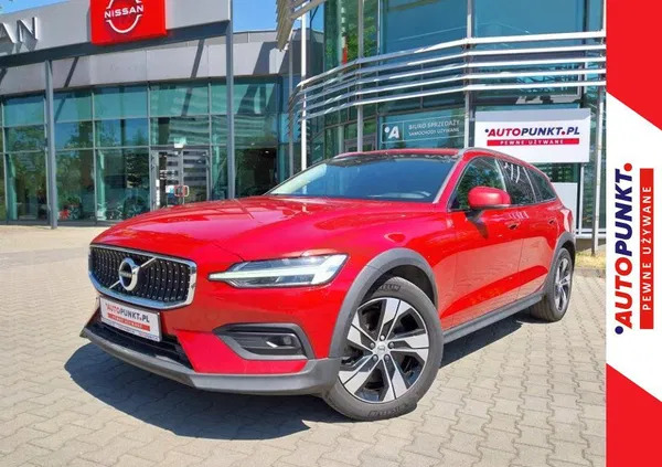 volvo Volvo V60 Cross Country cena 136900 przebieg: 116259, rok produkcji 2019 z Puszczykowo